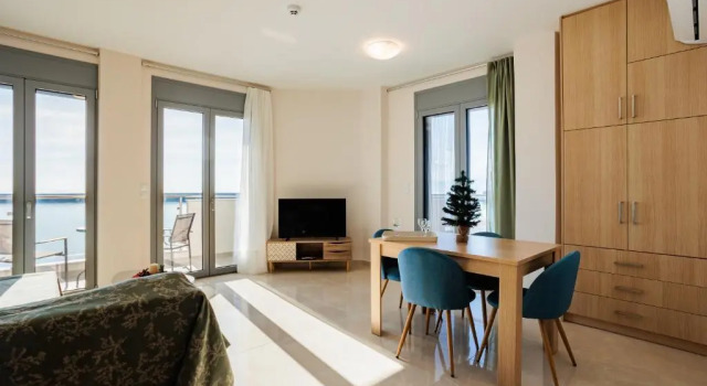 Georgia seaview apartment B1, Забронировать Апартаменты/квартира Апартаменты периферийной единицы Мессения, Апартаменты/квартира