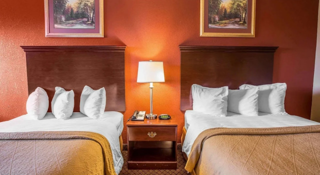 Quality Inn Gaffney, Забронировать Отель Отели Южной Каролины с завтраком, Завтраки
