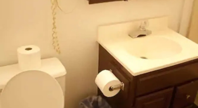 Suite Econo Inn Anchorage