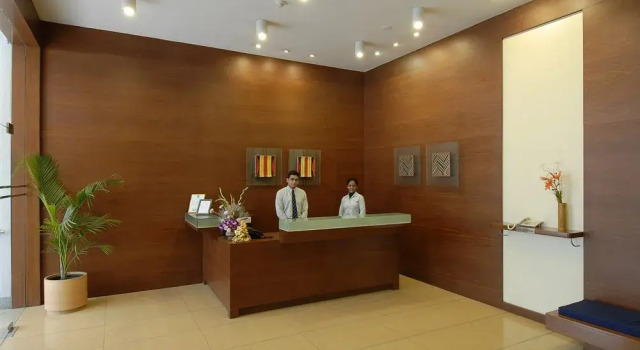 Capital O 15501 Hotel Regency, Buchen Sie Hotel Pune Maharashtra, in der Nähe von Ruby Hall Clinic