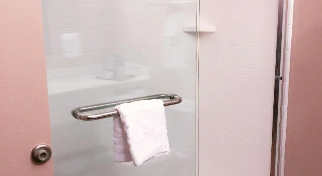 Номер Standard Best Western Plus Frontier Inn