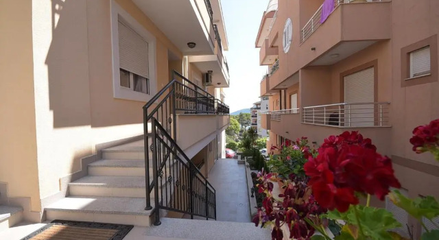 Апартаменты Adriatic Apartments Igalo