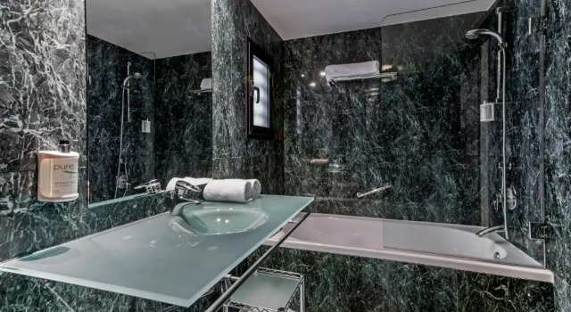 Семейный номер Standard B&B HOTEL Zaragoza Los Enlaces Estación