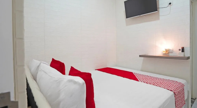 OYO Life 91727 Luxury Homestay Sidoarjo