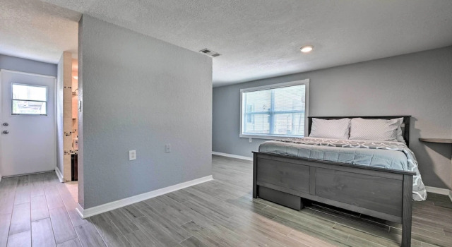 Renovated Port Richey Oasis w/ Lanai + Grill!, Buchen Sie Ferienhaus Port Richey 