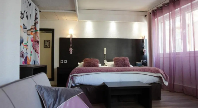 Семейный полулюкс ATH hôtel Athénée