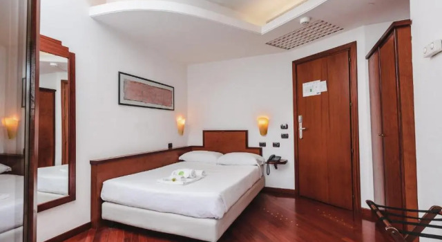 Hotel Carlo Felice