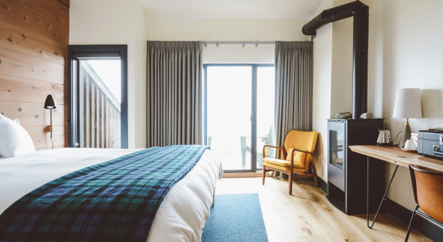 Timber Cove Resort