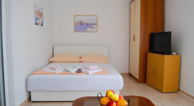 Apartment Lili, Book Lejlighed Hoteller i Split Region med parkering, Parkering