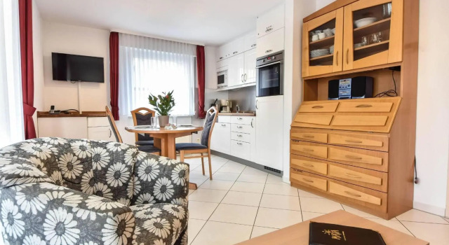 Haus an der Düne Wohnung 04, Book Hotel Heringsdorf Usedom