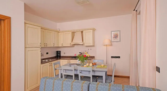 Residence Besass, GTSGroup, Забронировать Отель Тиньяле озеро Гарда
