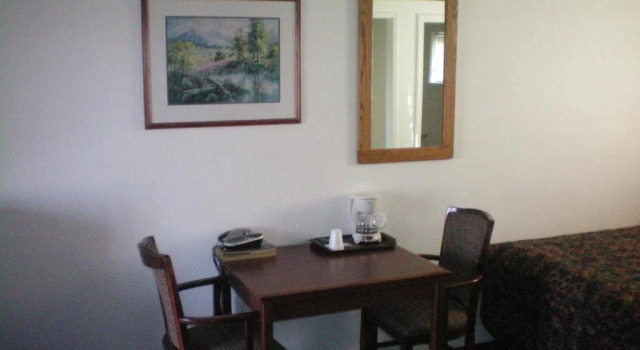 Chalet Motel