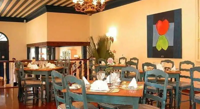 Hotel Sant'Anna, Забронировать Отель Отели Ампару с бассейном, Бассейн