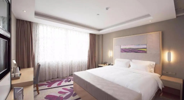 Двухместный люкс Deluxe с видом на улицу Lavande Hotel Zhongshan Shaxi