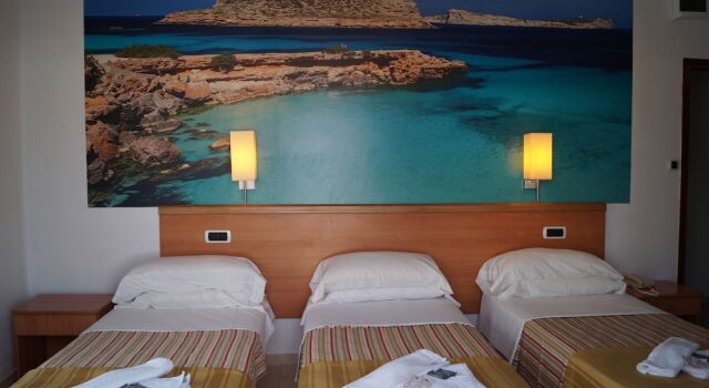 Трёхместный номер Standard Hotel Vedrá