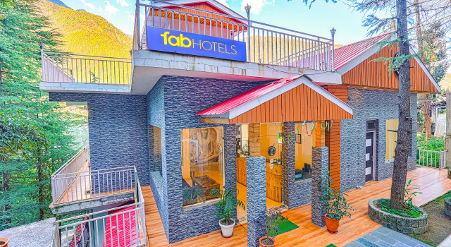 FabHotel Green Origins