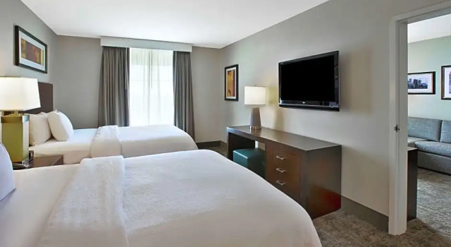 Четырёхместный люкс c 1 комнатой Embassy Suites Columbus - Airport