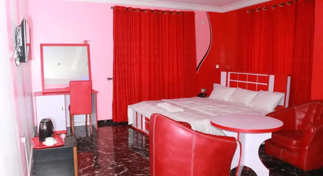 Номер Deluxe Resdon Hotel and Suites