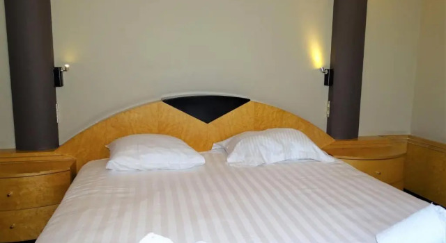 Camera Economy Sleep & Go Brussels South