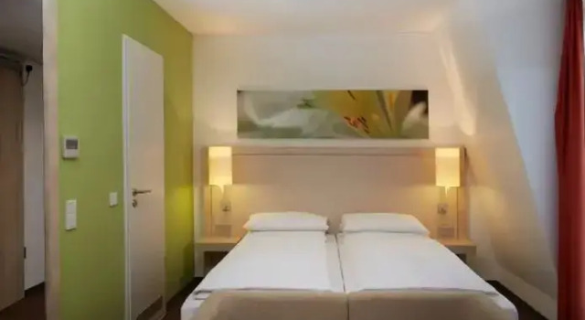 Номер Superior H+ Hotel München