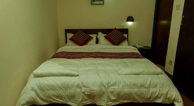 Royal Tiger Safari Resort