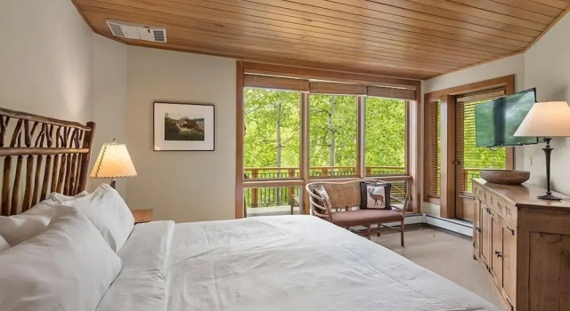 Contemporary Townhome With Ski-in/ski-out Access by The Woodrun V Townhouses by RedAwning