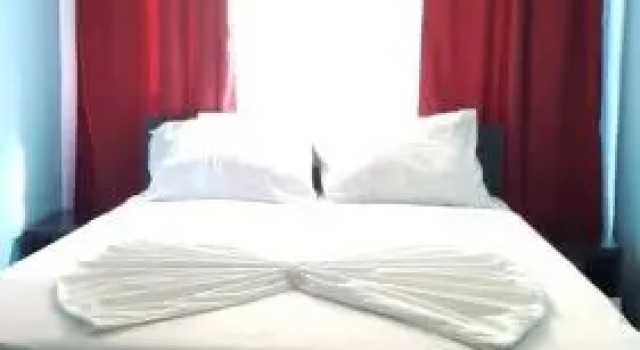 Crown Hotel