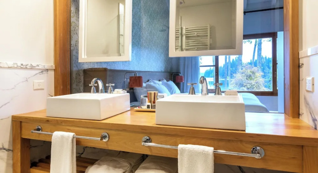 Двухместный номер Deluxe с видом на озеро La Escondida Casa De Huespedes & Spa