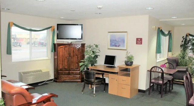 AmeriVu Inn & Suites - Cumberland, Prenota Hotel Cumberland Wisconsin