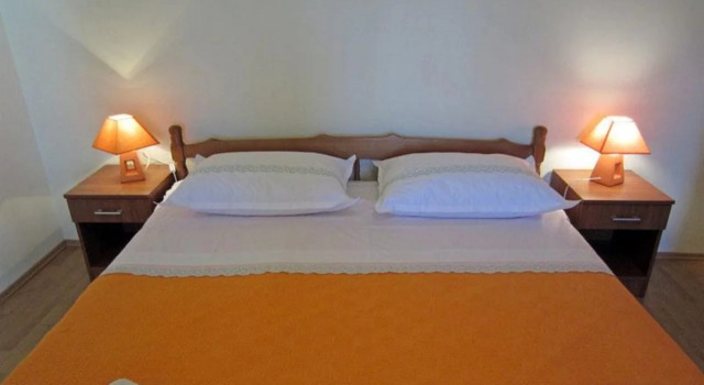 Apartments Bareta
