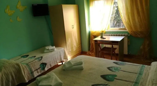 Il sottosopra, Book Bed and Breakfast Hotels in Labico with Parking, Parking