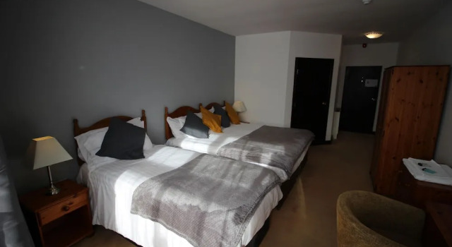 Трёхместный семейный номер Standard The Clee Hotel - Cleethorpes, Grimsby, Lincolnshire
