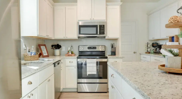 Коттедж Canyon Lake Home Rental: Boating, Patio & More