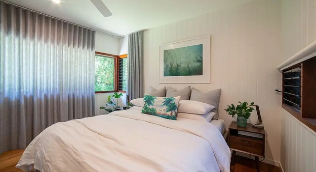 Byron Beach Retreats - The Bungalow, Buchen Sie Ferienhaus Broken Head (Freizeitpark) New South Wales