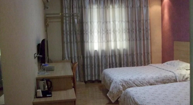 Wuhan Taining Express Hotel