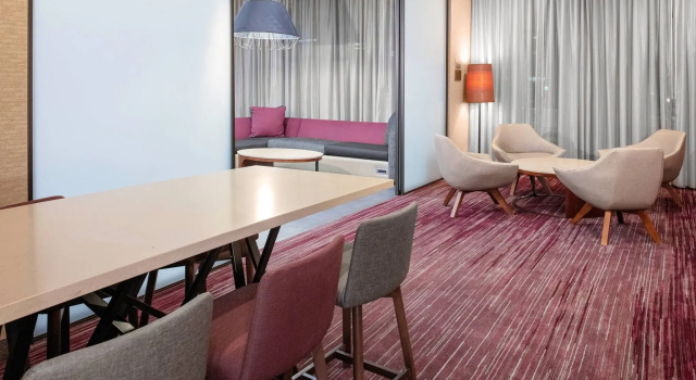 Courtyard by Marriott East Lansing Okemos, Buchen Sie Hotel East Lansing Michigan