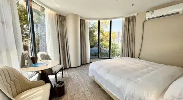 Люкс Business CK Hotel