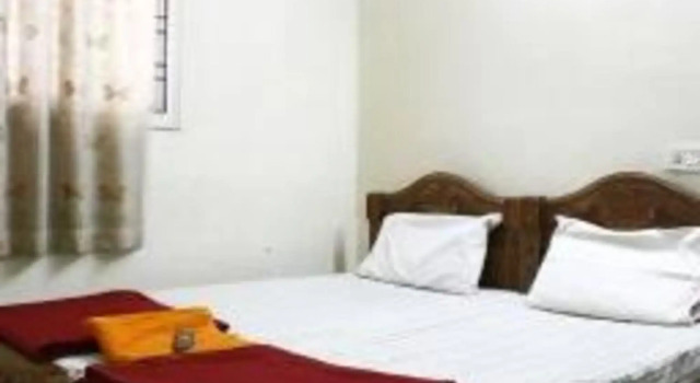 S.S. Guest House, Забронировать Гостевой дом Гостевые дома Мадхапур, Гостевой дом