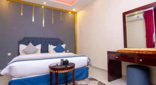 Al Muteb Suites Al Falah 1, Buchen Sie Hotel Riad 