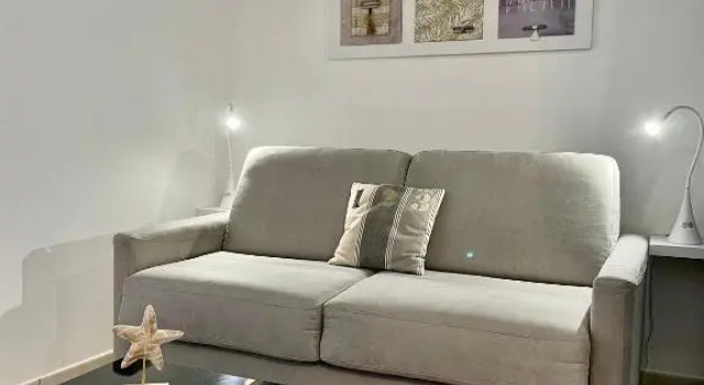 Studio classé 3 étoiles de 36 m2, indépendant dans villa avec piscine