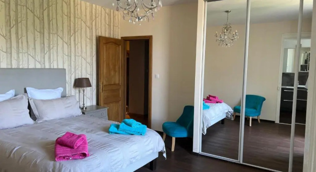 onlysaintg - Apartment Bernadette Spacious 4 bedrooms Great views, 120 m2 Only 500m from the centre and ski lift GREAT YEAR ROUND, Забронировать Апартаменты/квартира Отели Сен-Жерве-Ле-Бэн с парковкой, рядом с Гондольный подъемник Сен-Жерве-Бетте, Парковка