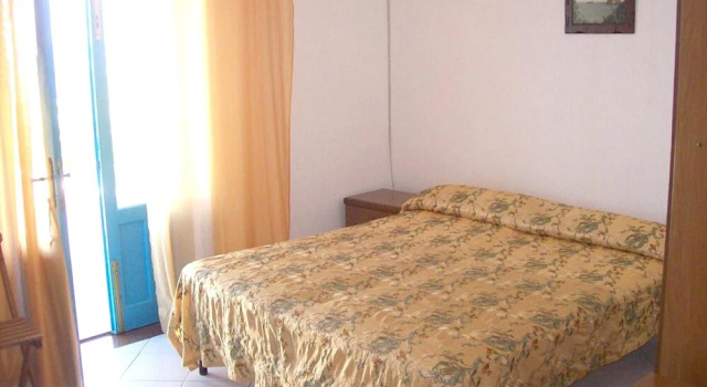 House With 2 Bedrooms in Panarea, With Wonderful sea View and Enclosed