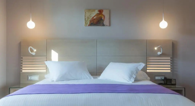 Двухместный номер Deluxe with city side Hydrama Grand Hotel