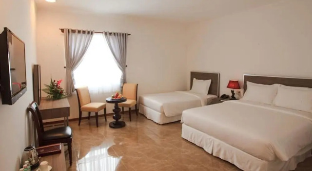 Номер Standard Den Long Do Hotel & Restaurant