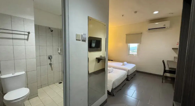 Superior Twin room IZI Hotels