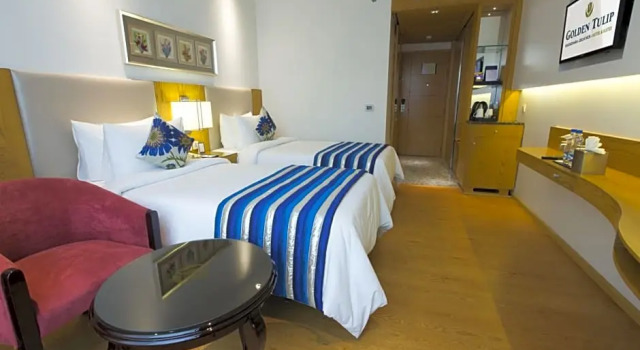 Номер Deluxe Ramada by Wyndham Ghaziabad Vasundhara