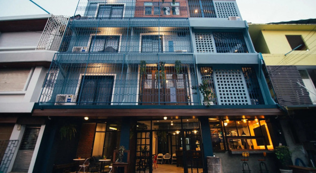 Chernchan Hostel