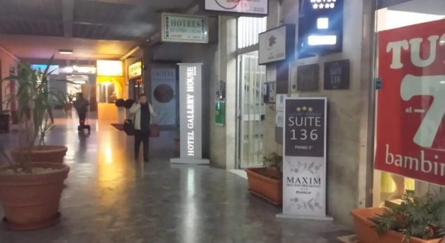 Suite 136, Забронировать Отель Отели Палермо с парковкой, рядом с Кафедральный собор, Парковка