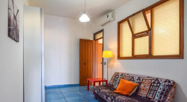 Beautiful Apartment in Capo D'orlando With 4 Bedrooms and Wifi, Book Apartment Hotels in Sicily with Parking, Parking