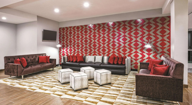 La Quinta by Wyndham San Antonio by Frost Bank Center, Buchen Sie Hotel San Antonio Bexar County